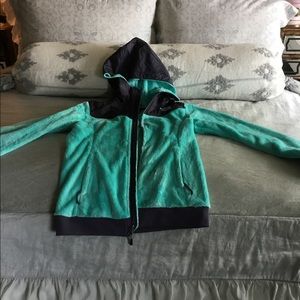 VGUC North Face hoodie
